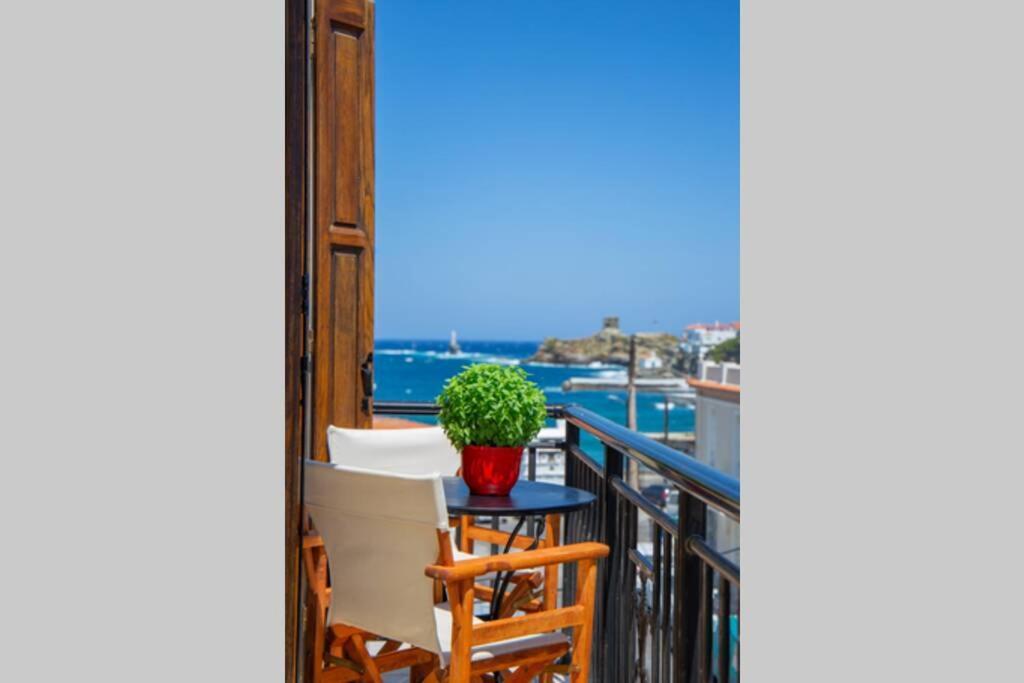 Appartamento Seaview Stylish Flat In Andros - Walk To Beach Esterno foto